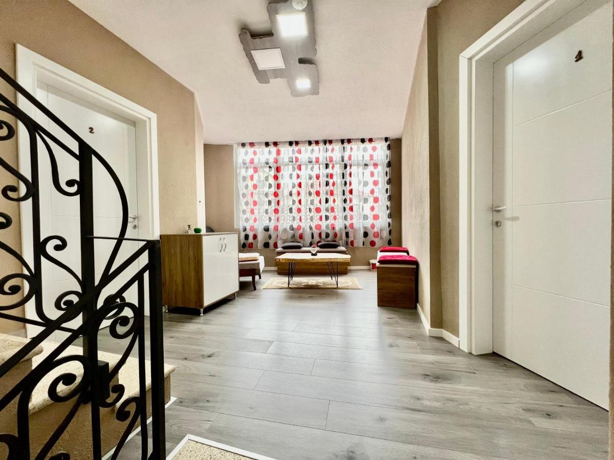 Vila Nikolla Pogradaş Dış mekan fotoğraf